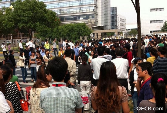 201209171532424244f.jpg
